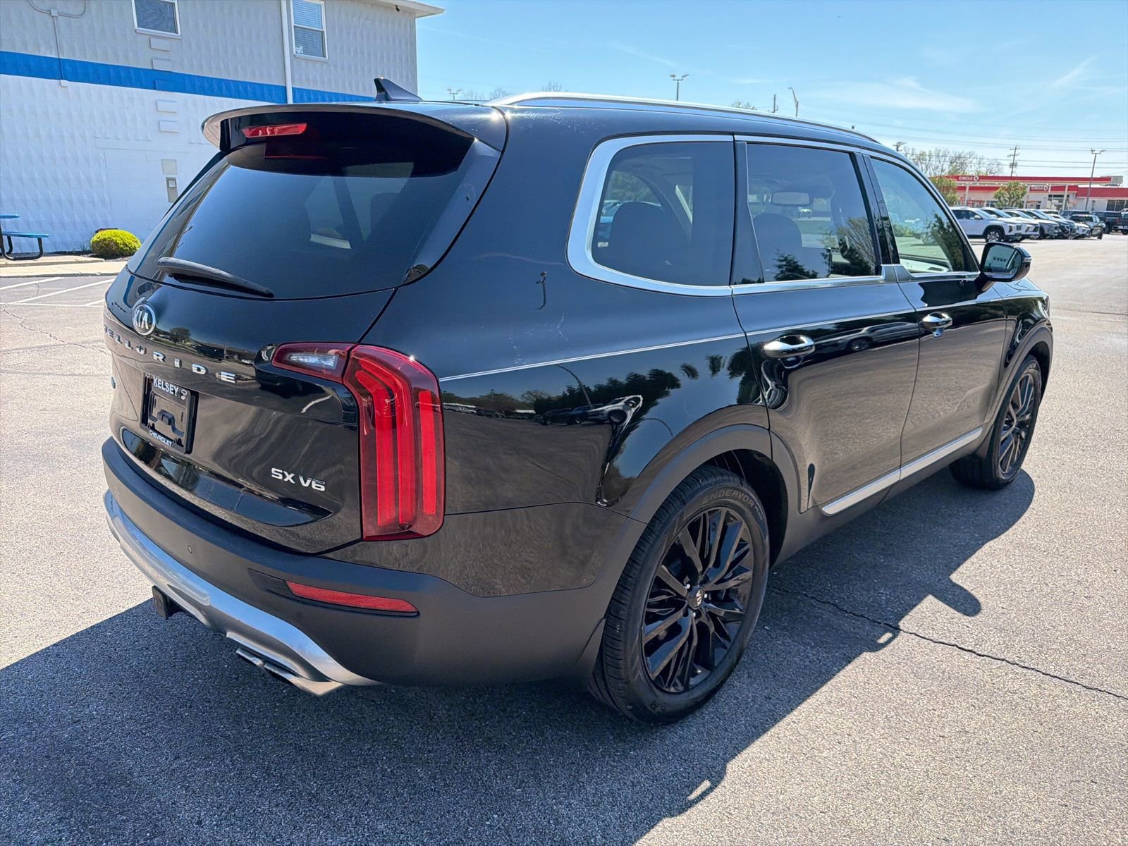 Used 2021 Kia Telluride SX w/ SX Prestige Package image 5
