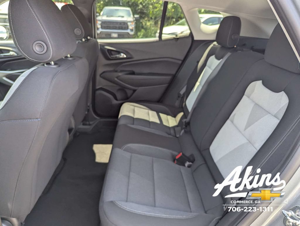 New 2026 Chevrolet Trax LS w/ LS Convenience Package FWD image 13