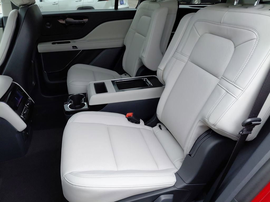 New 2026 Lincoln Aviator Reserve AWD/4WD image 29