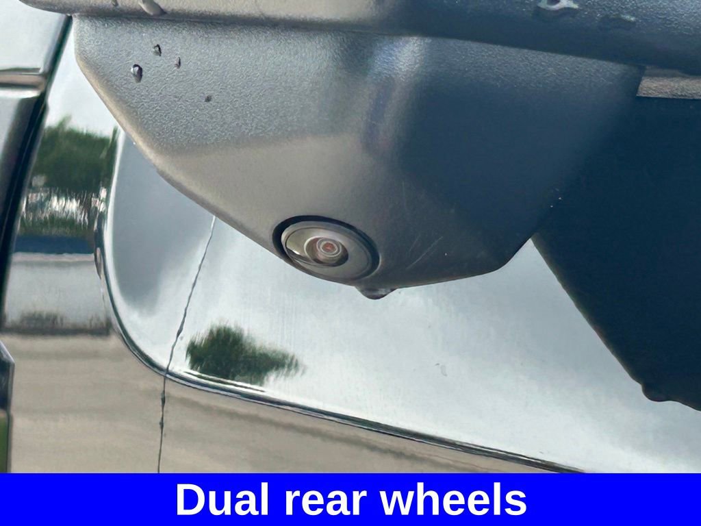 Used 2023 Ford F450 Platinum w/ FX4 Off-Road Package image 19