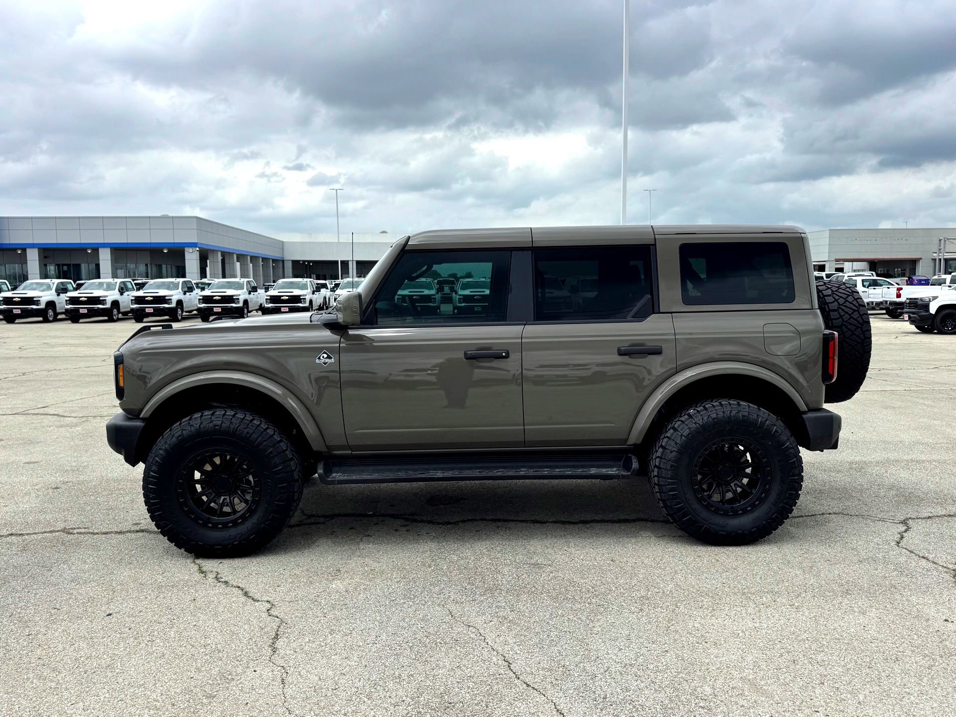 Used 2026 Ford Bronco Outer Banks image 11