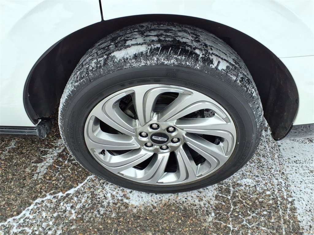 Used 2024 Lincoln Navigator Premiere image 7