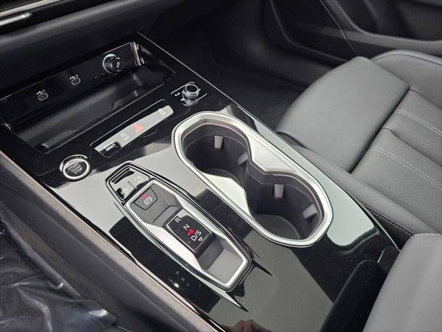 New 2026 Audi A6 Premium Plus AWD/4WD image 30