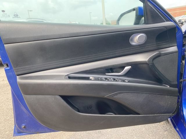 Used 2023 Hyundai Elantra SEL FWD image 20