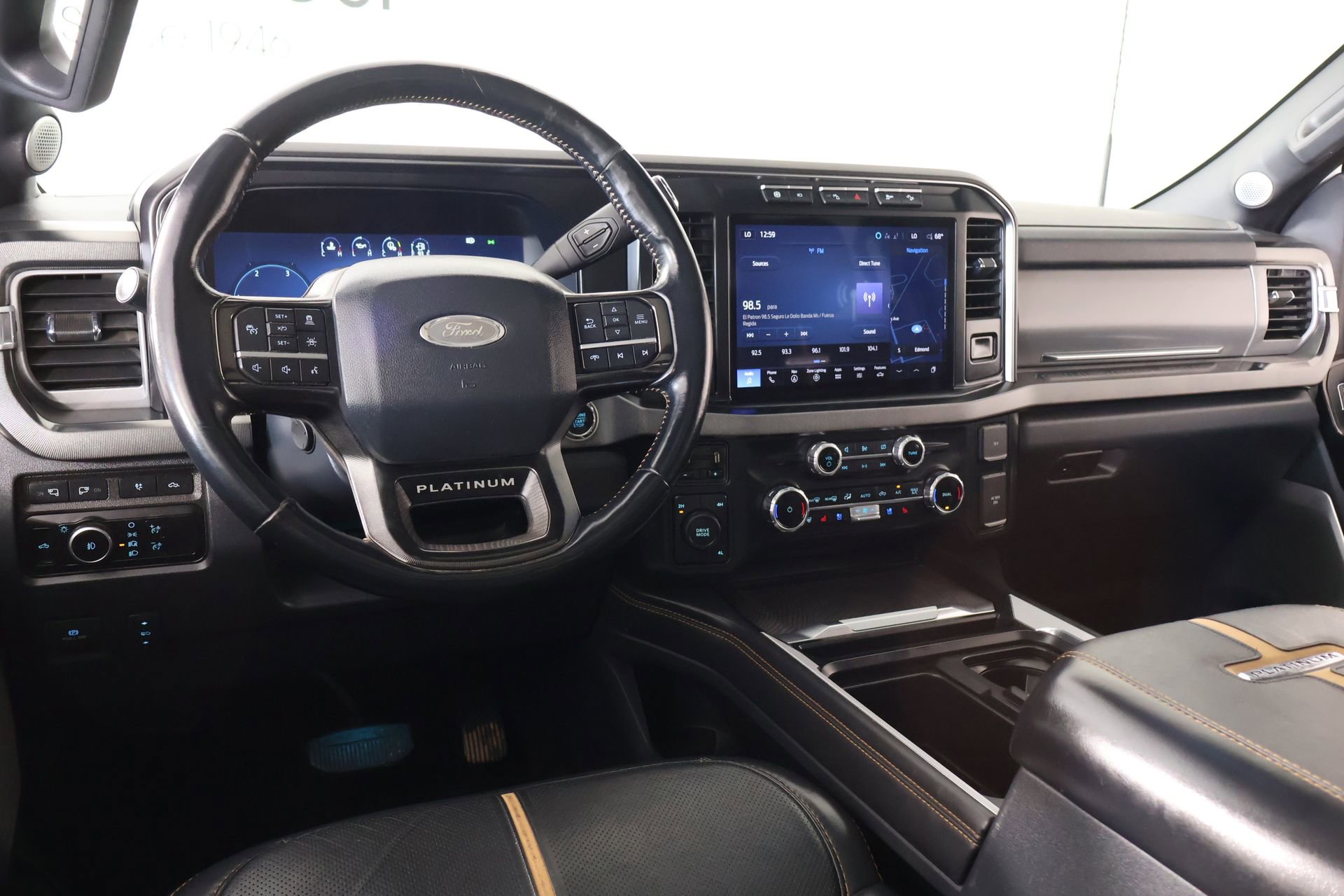 Used 2024 Ford F350 Platinum image 2