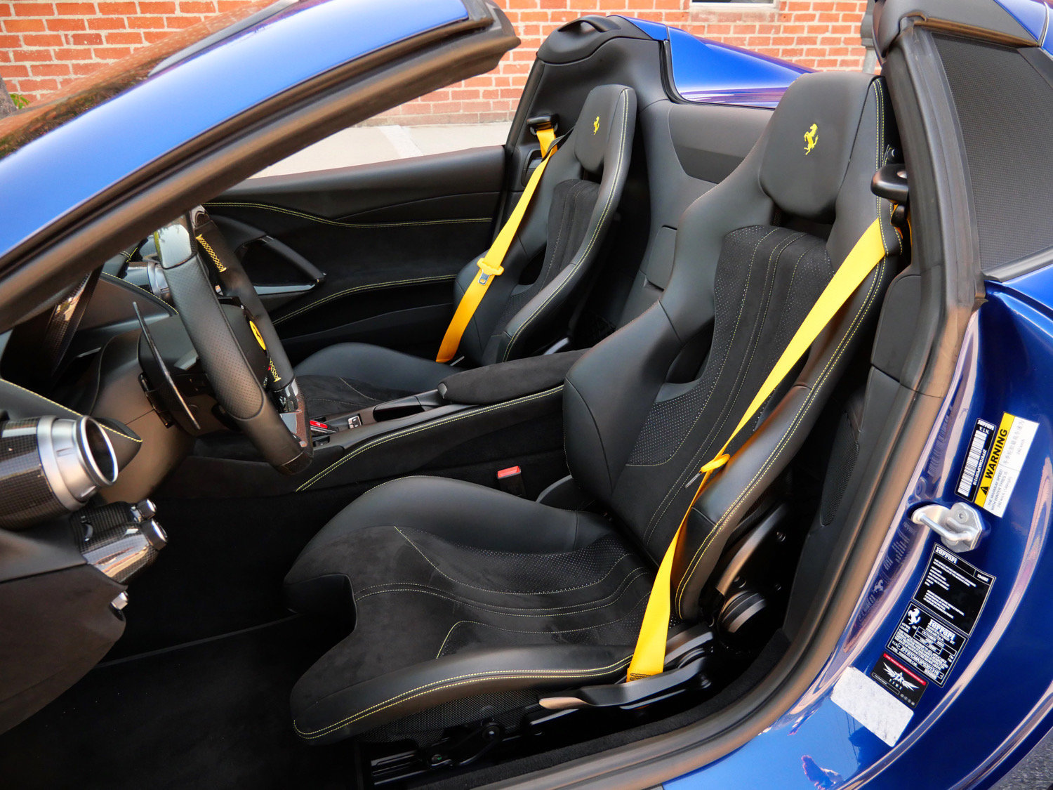 Used 2023 Ferrari 812 GTS RWD image 27