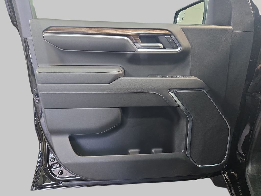 New 2026 Chevrolet Silverado 1500 LT image 28