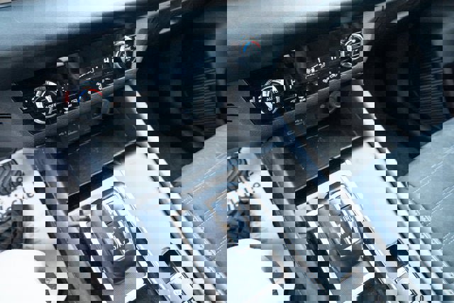 Used 2024 Mitsubishi Outlander SE Black Edition image 19