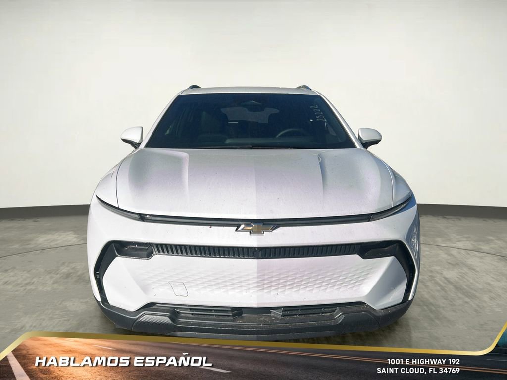 New 2026 Chevrolet Equinox EV LT image 2