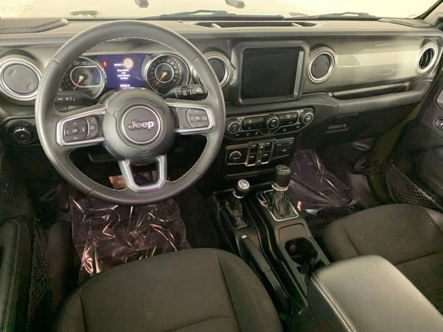 Used 2023 Jeep Wrangler Sahara image 22