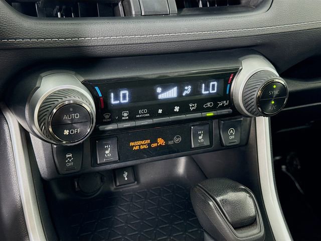 Certified 2022 Toyota RAV4 XLE w/ Convenience Package FWD image 15