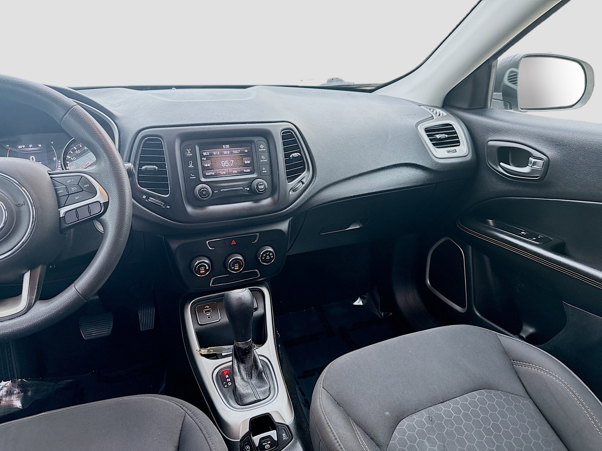 Used 2018 Jeep Compass Sport image 21