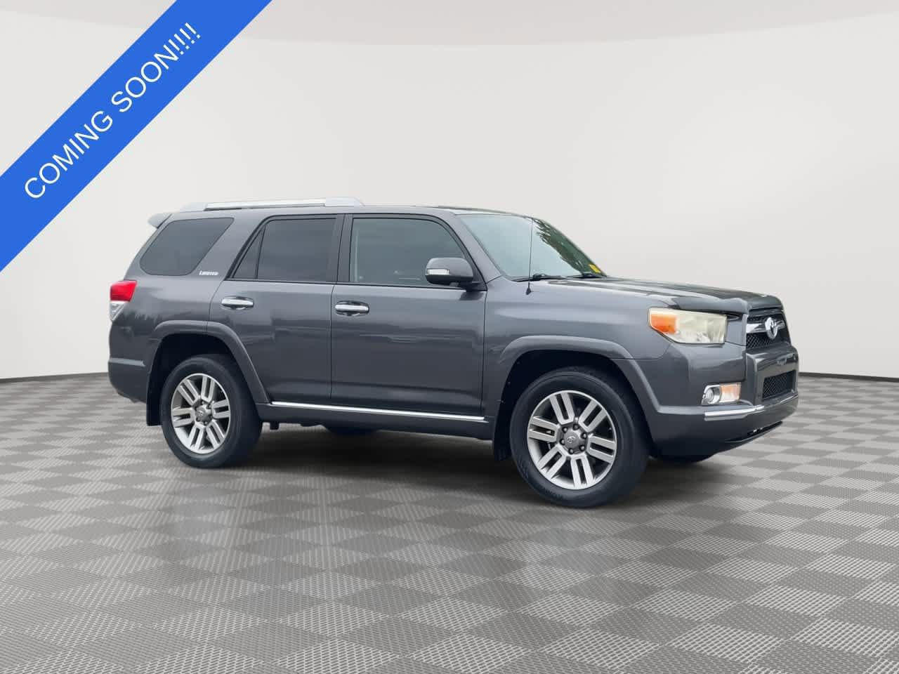 Used 2011 Toyota 4Runner Limited w/ Convenience Pkg AWD/4WD image 2