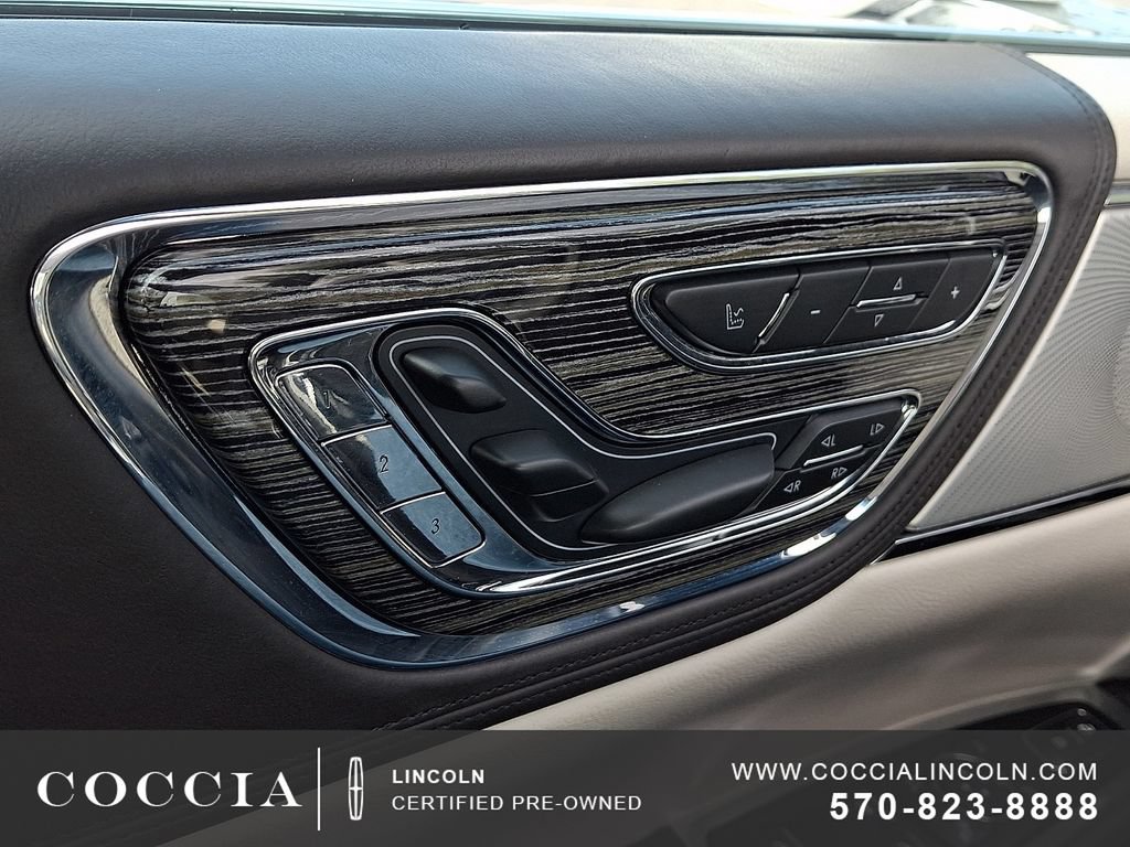 Used 2018 Lincoln Continental Black Label w/ Rear-seat Package AWD/4WD image 26