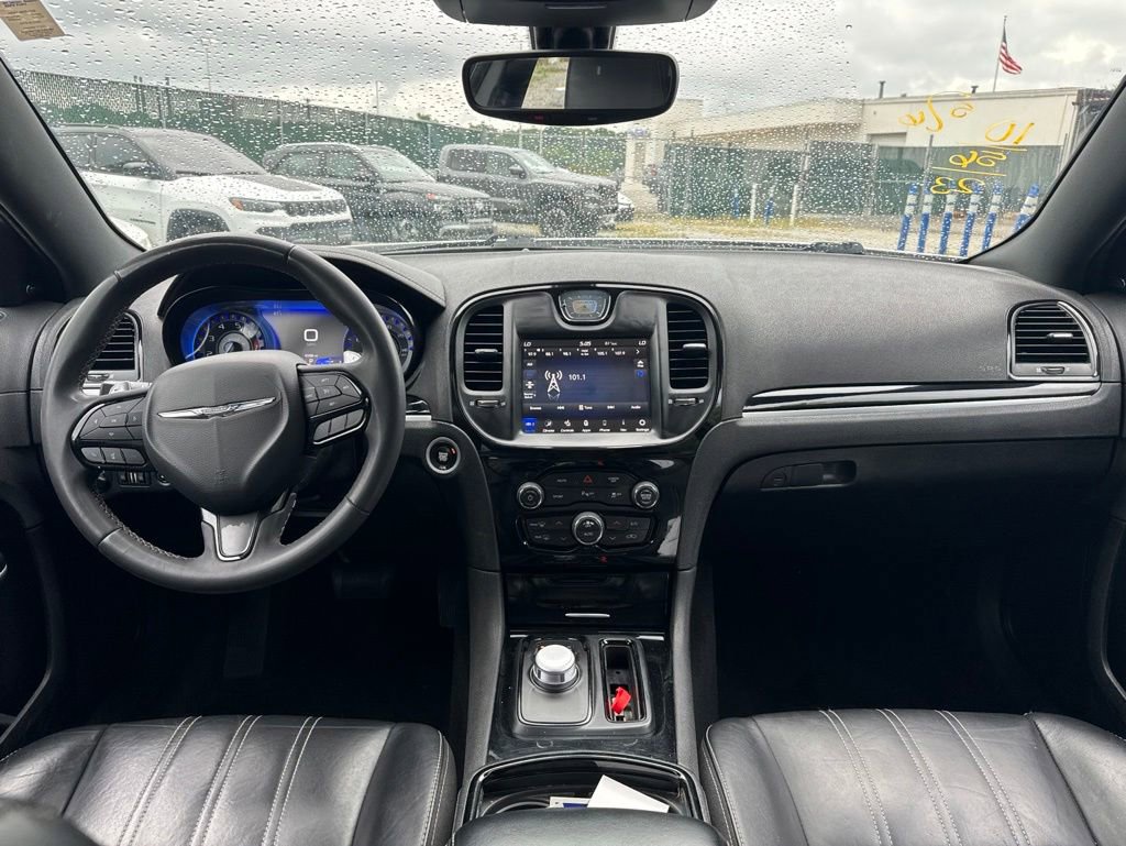 Used 2023 Chrysler 300 S RWD image 17