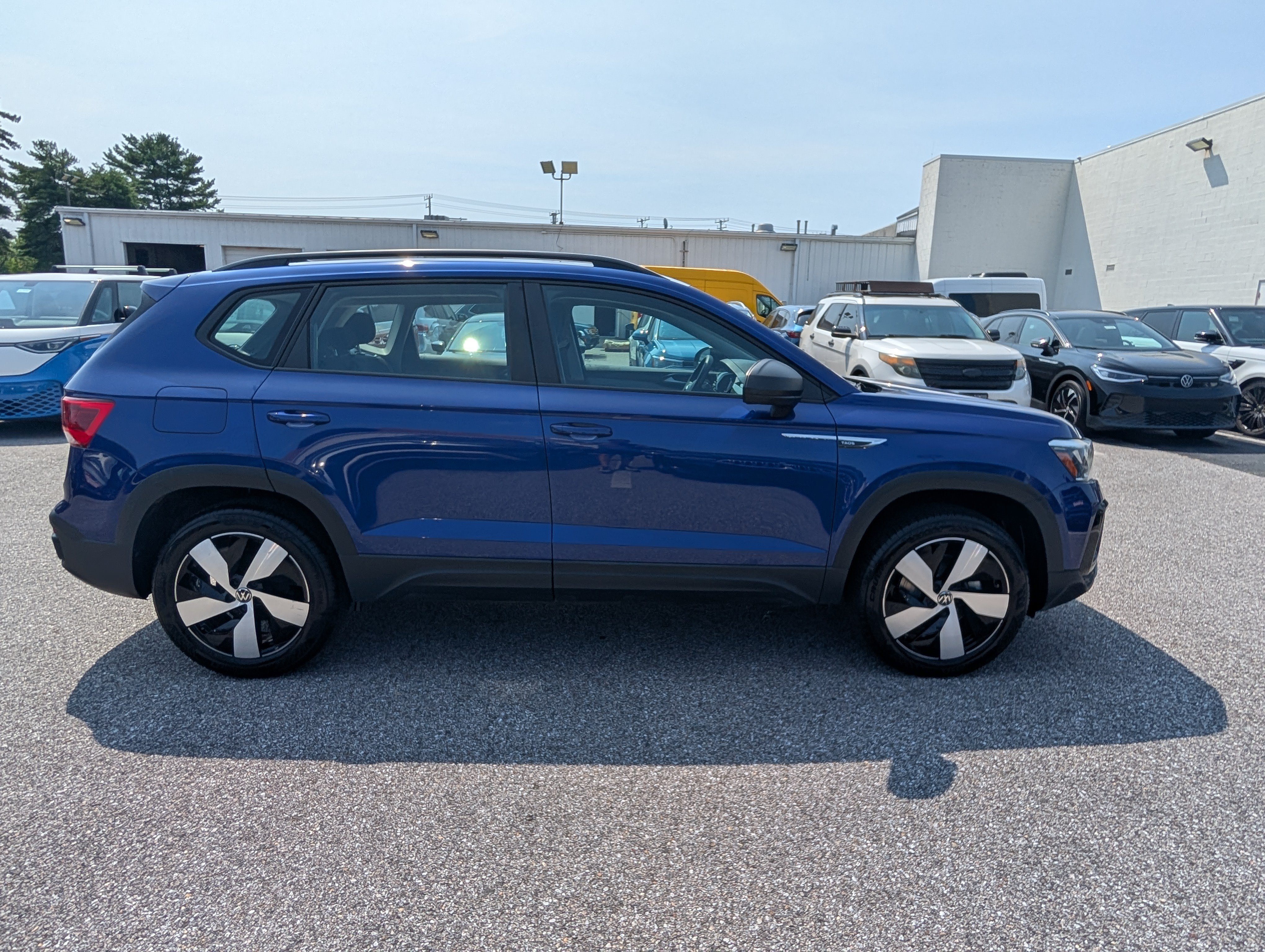 Used 2023 Volkswagen Taos S w/ Driver Assistance Package AWD/4WD image 2