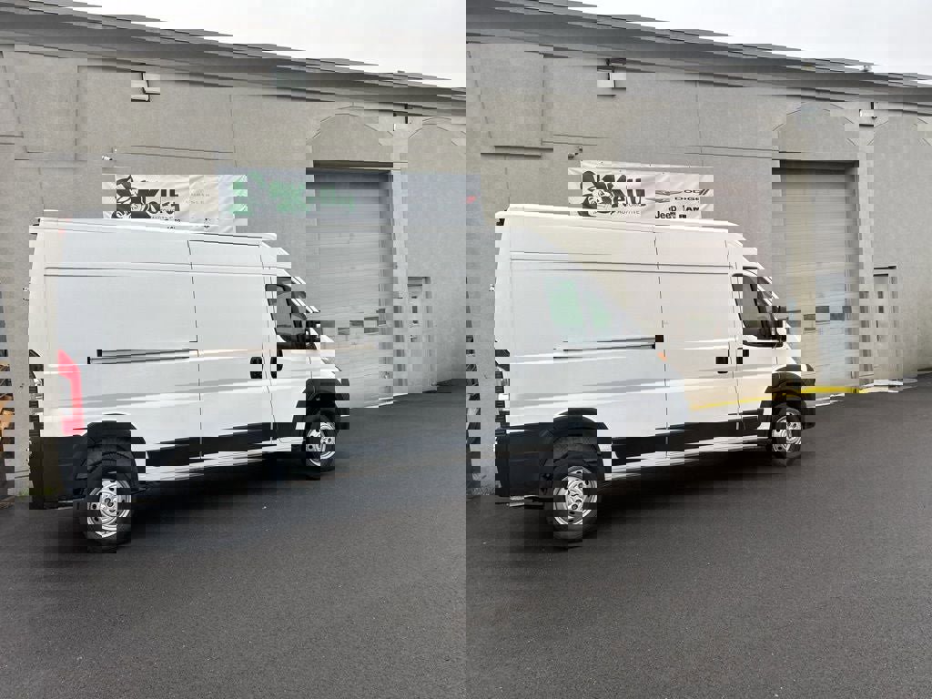 Used 2023 RAM ProMaster 2500 image 2