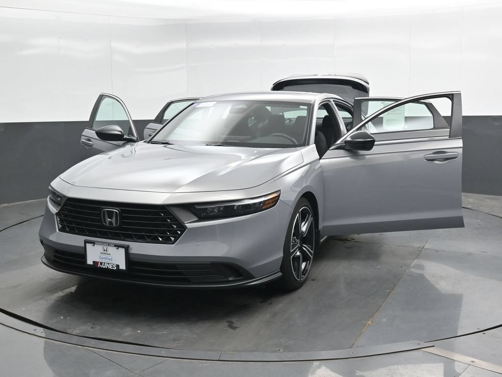 Used 2024 Honda Accord Sport image 46