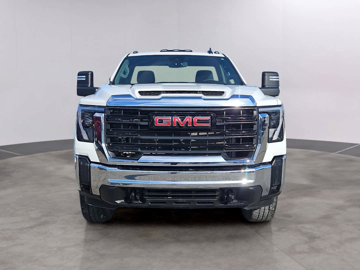 Used 2024 GMC Sierra 3500 Pro w/ Convenience Package AWD/4WD video 2