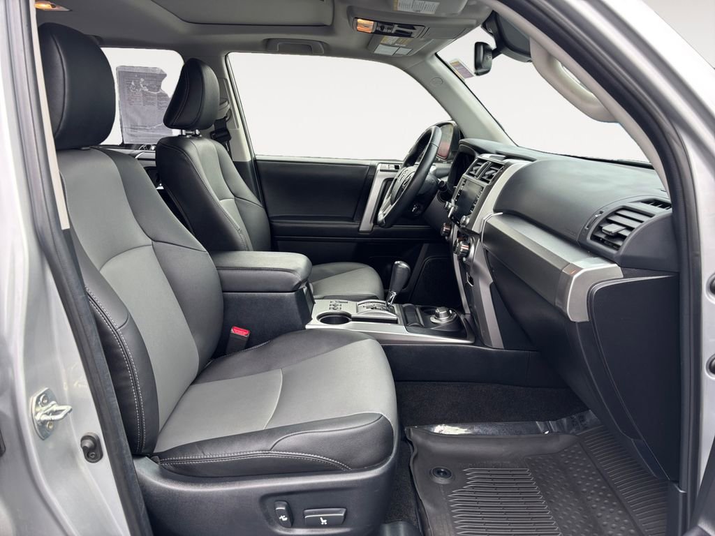 Used 2024 Toyota 4Runner SR5 Premium w/ Moonroof Package image 11