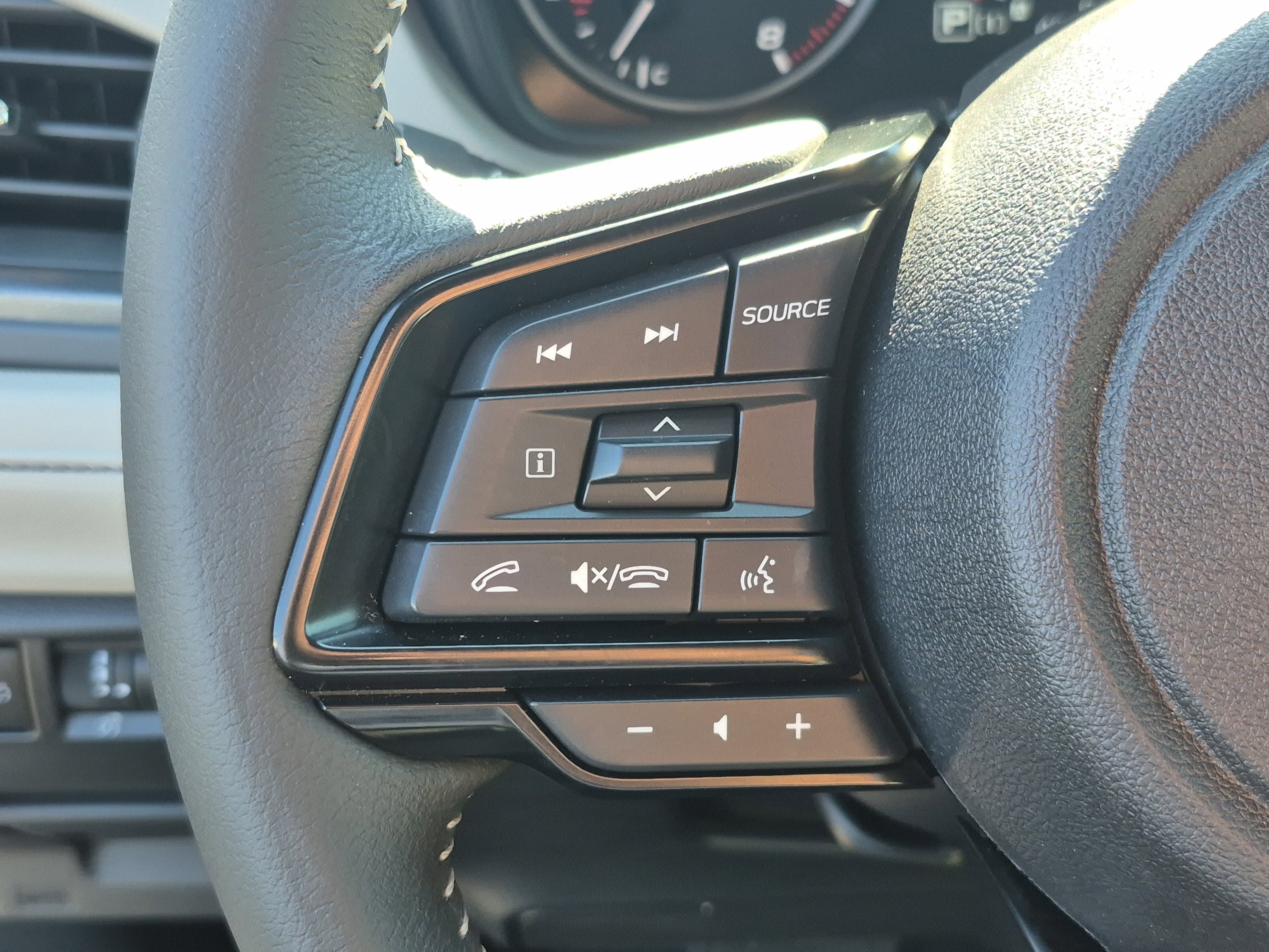 Certified 2025 Subaru Forester Premium image 23