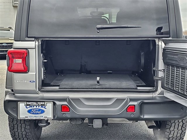 Used 2019 Jeep Wrangler Unlimited Sport image 16