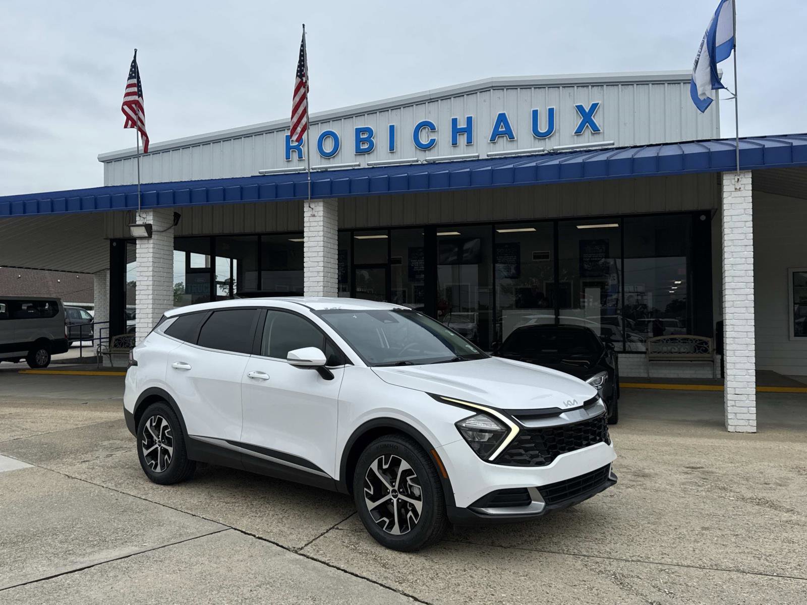 Used 2023 Kia Sportage EX FWD image 1