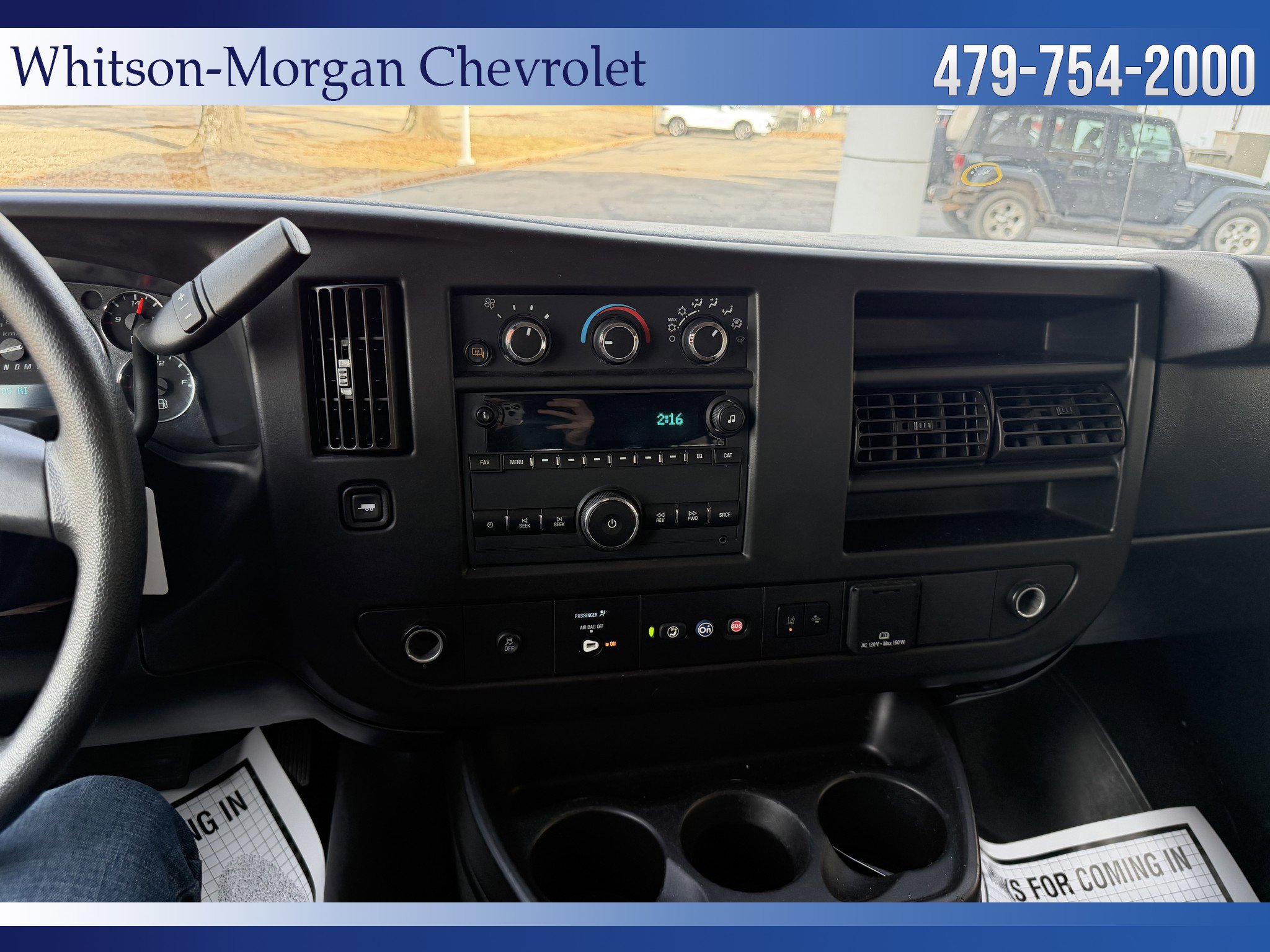 Used 2020 Chevrolet Express 3500 LT w/ LT Preferred Equipment Group image 17