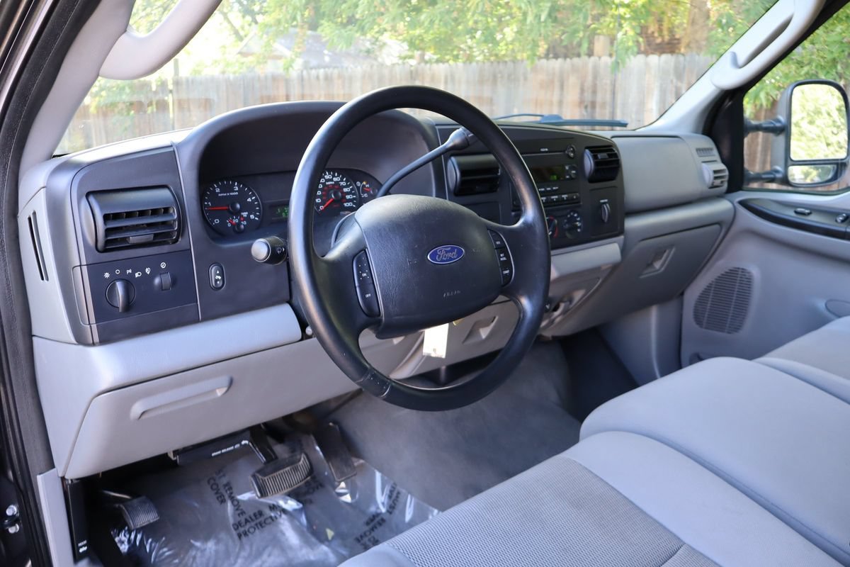 Used 2006 Ford F350 XLT AWD/4WD image 15