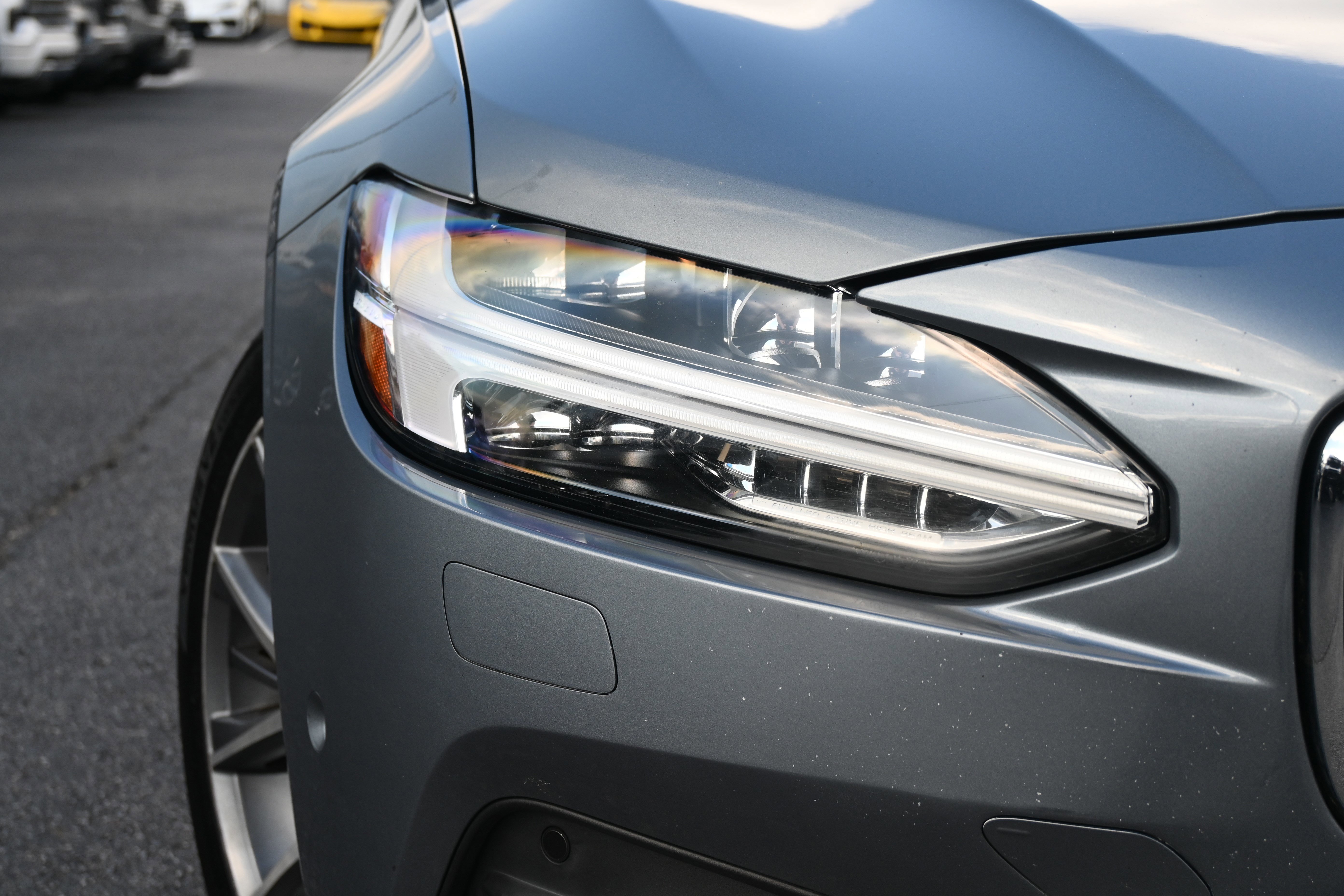 Used 2018 Volvo S90 T5 Momentum image 26