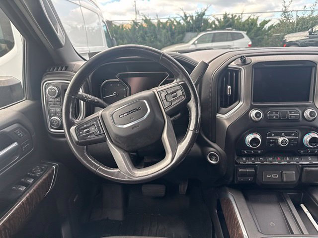 Used 2020 GMC Sierra 2500 Denali w/ Gooseneck/5TH Wheel Package AWD/4WD image 22