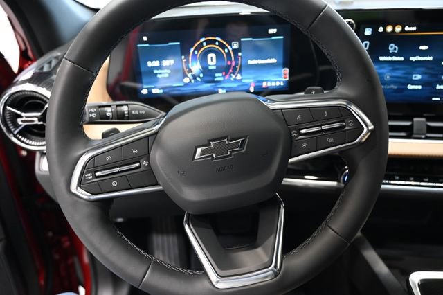 New 2026 Chevrolet Equinox ACTIV w/ Convenience Package III FWD image 8