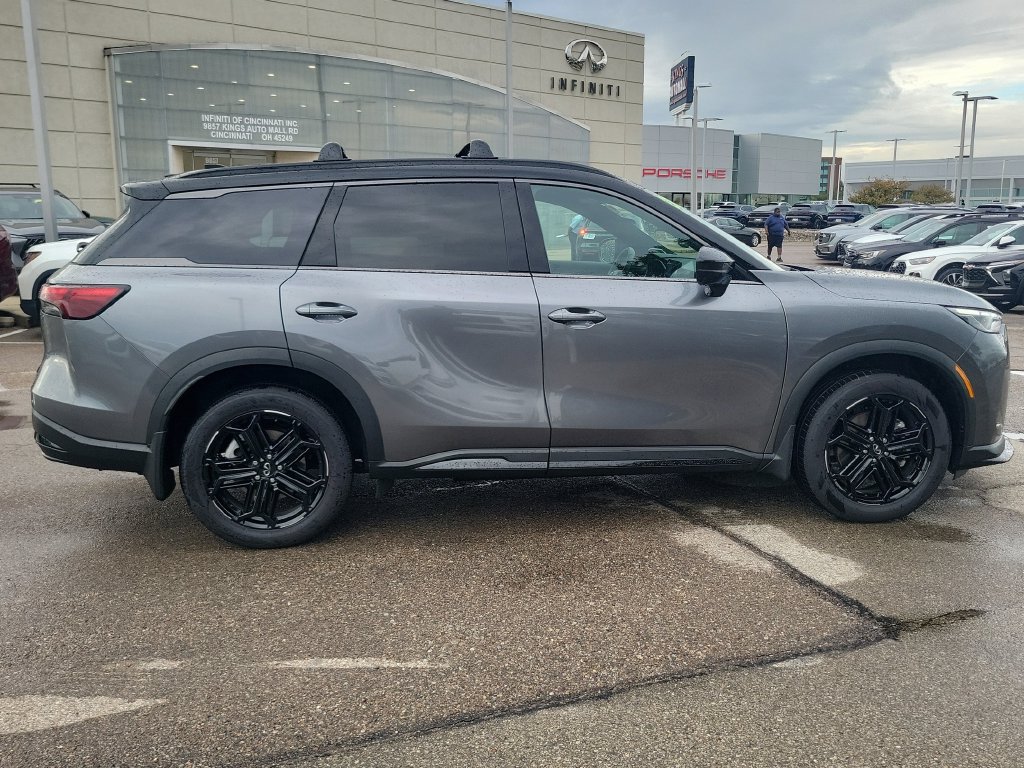 Certified 2026 INFINITI QX60 Sport w/ Dark Cargo Package AWD/4WD image 6