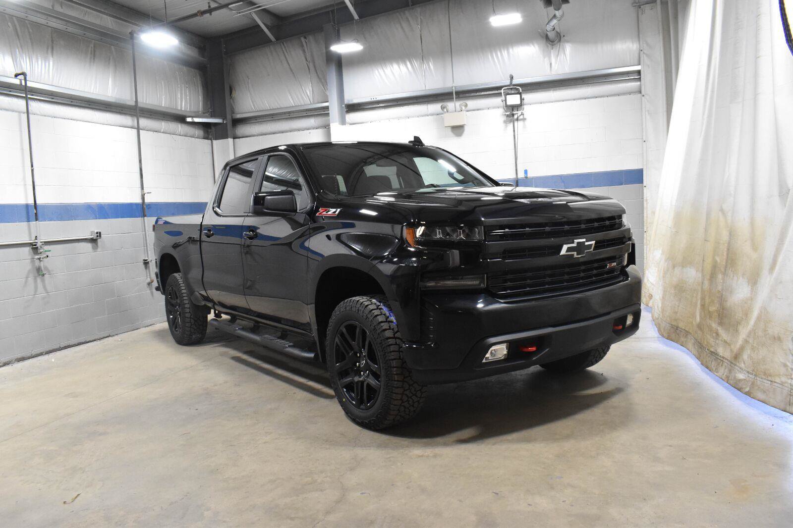 Used 2021 Chevrolet Silverado 1500 LT Trail Boss w/ Convenience Package II AWD/4WD image 27