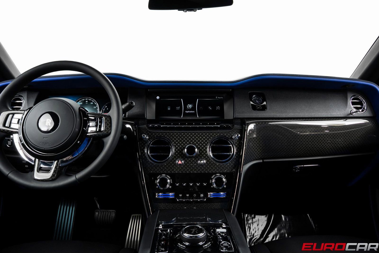 Used 2022 Rolls-Royce Cullinan Black Badge w/ Dark Exterior Package image 26