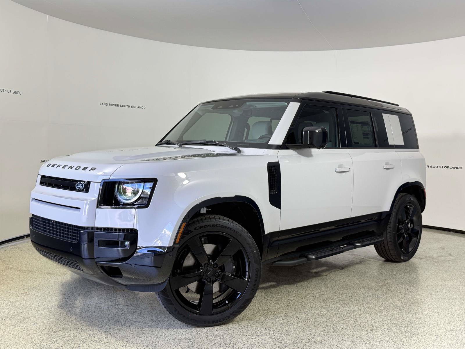 New 2026 Land Rover Defender 110 X-Dynamic SE AWD/4WD image 5