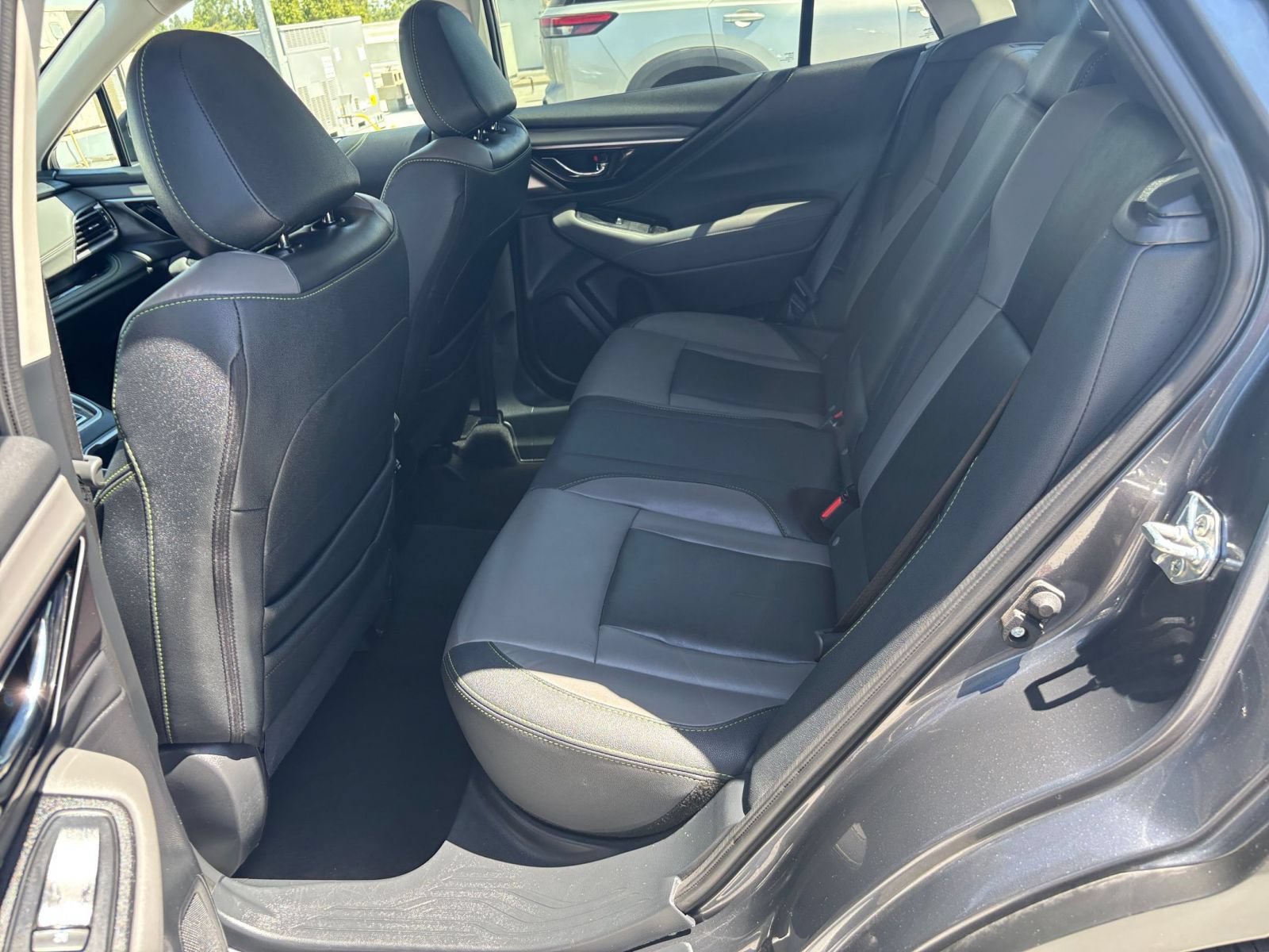 Used 2025 Subaru Outback Onyx Edition AWD/4WD image 26