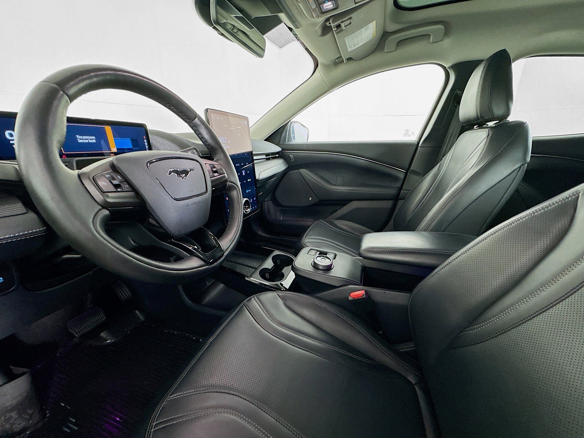 Used 2022 Ford Mustang Mach-E Premium RWD image 21