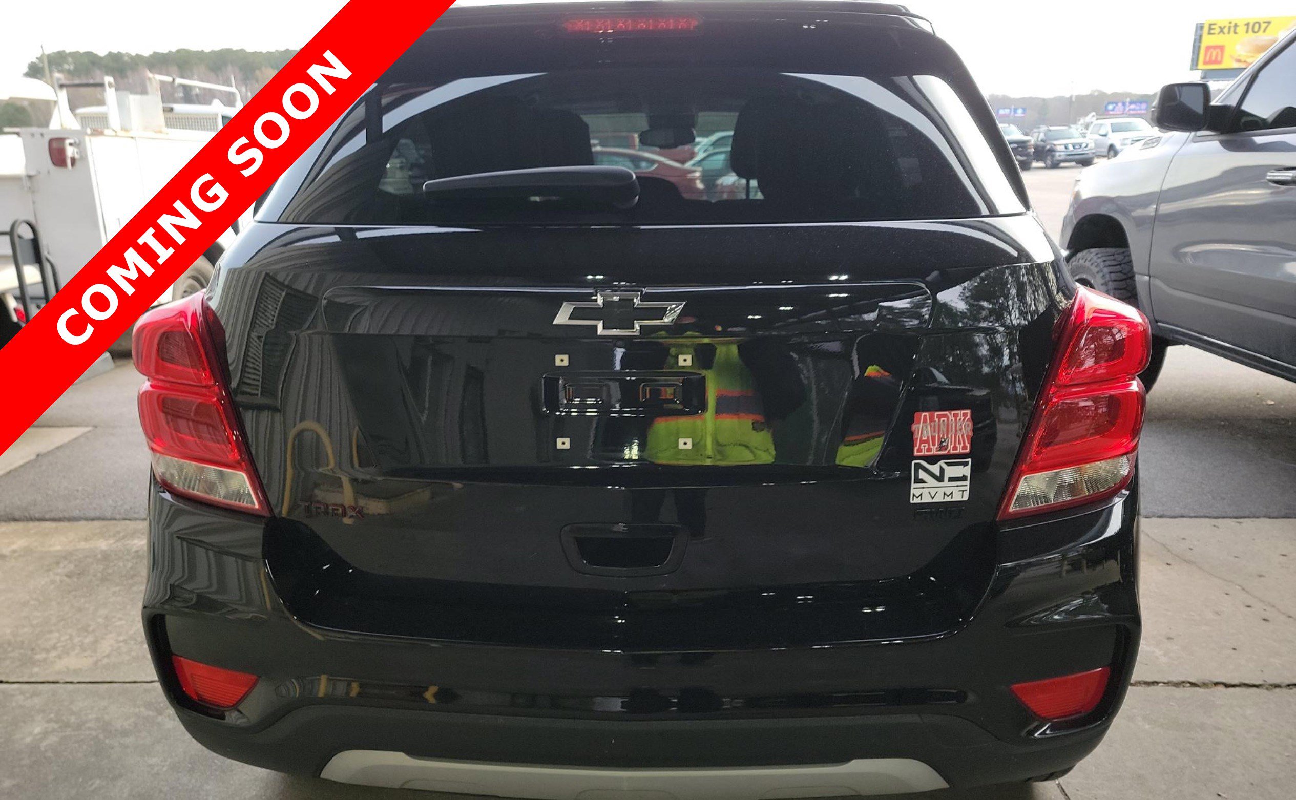 Used 2022 Chevrolet Trax LT w/ Redline Edition image 5