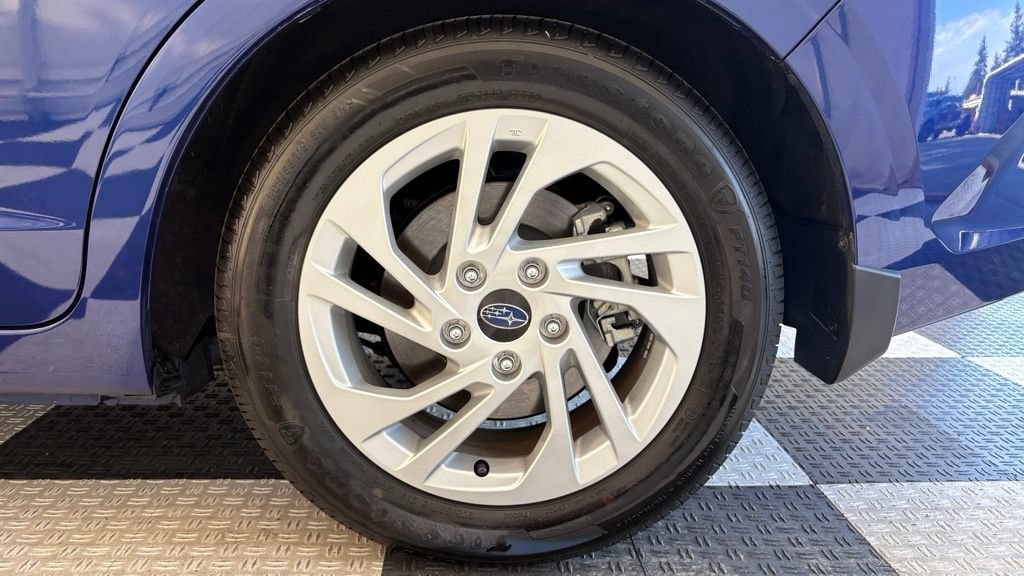 Used 2025 Subaru Impreza 2.0i AWD/4WD image 11