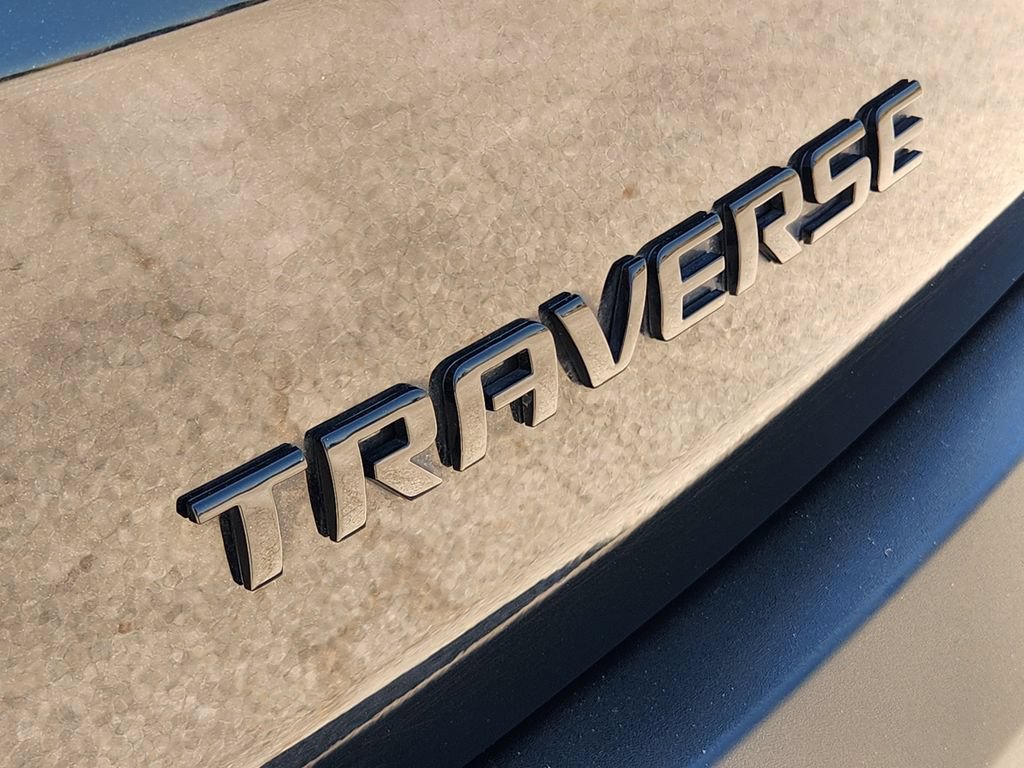 Certified 2023 Chevrolet Traverse RS FWD image 12