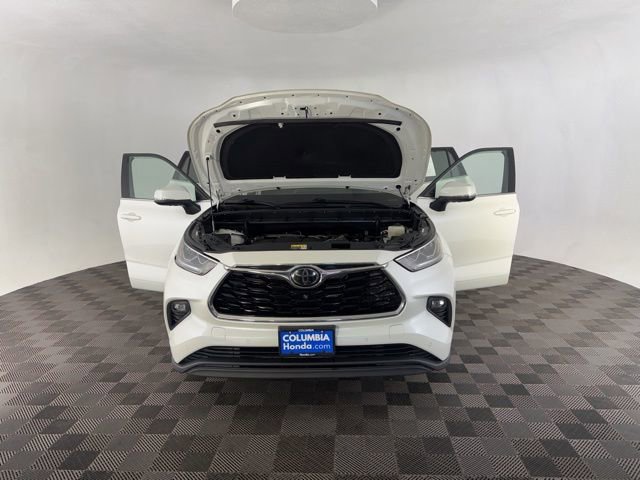 Used 2021 Toyota Highlander Limited image 21