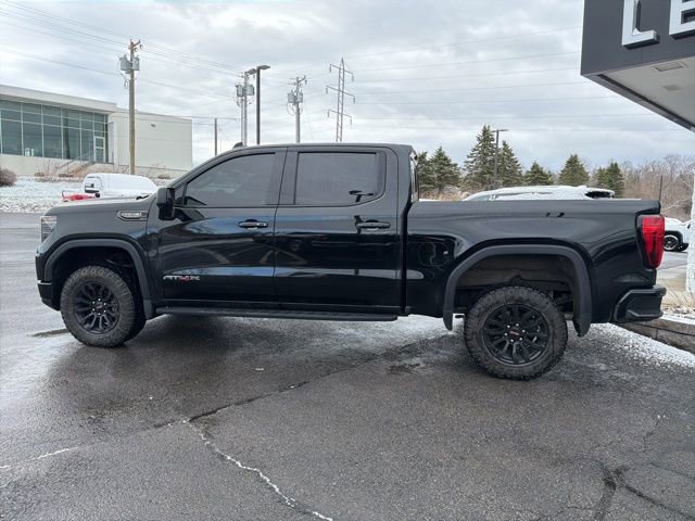 Used 2023 GMC Sierra 1500 AT4X image 2