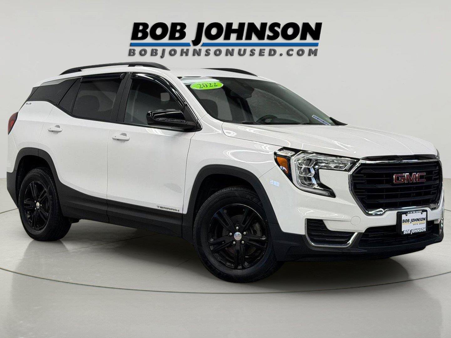 Used 2022 GMC Terrain SLE w/ Driver Convenience Package AWD/4WD image 1