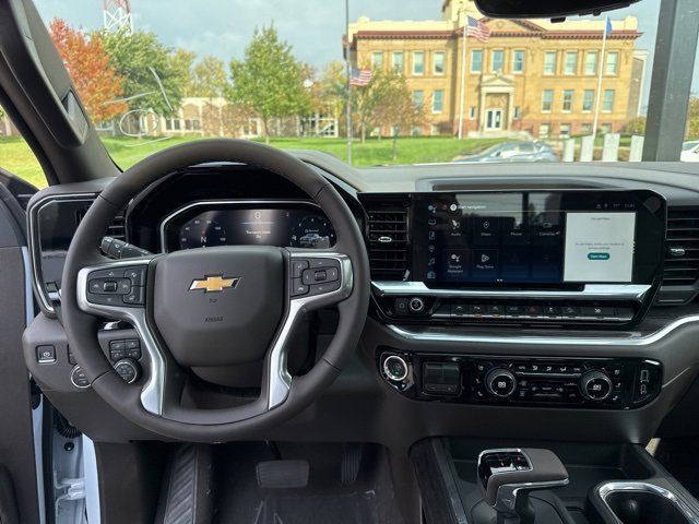 New 2026 Chevrolet Silverado 1500 LTZ w/ LTZ Premium Package image 17
