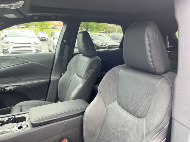 Used 2025 Lexus RX 350 AWD w/ Convenience Package image 9