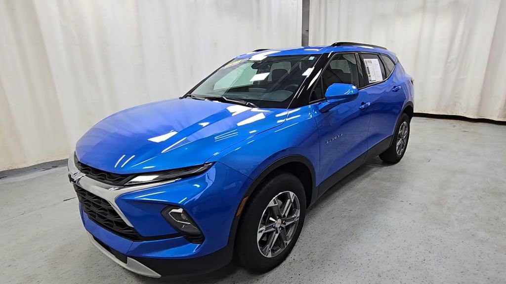 Certified 2024 Chevrolet Blazer LT w/ Convenience Package FWD image 6