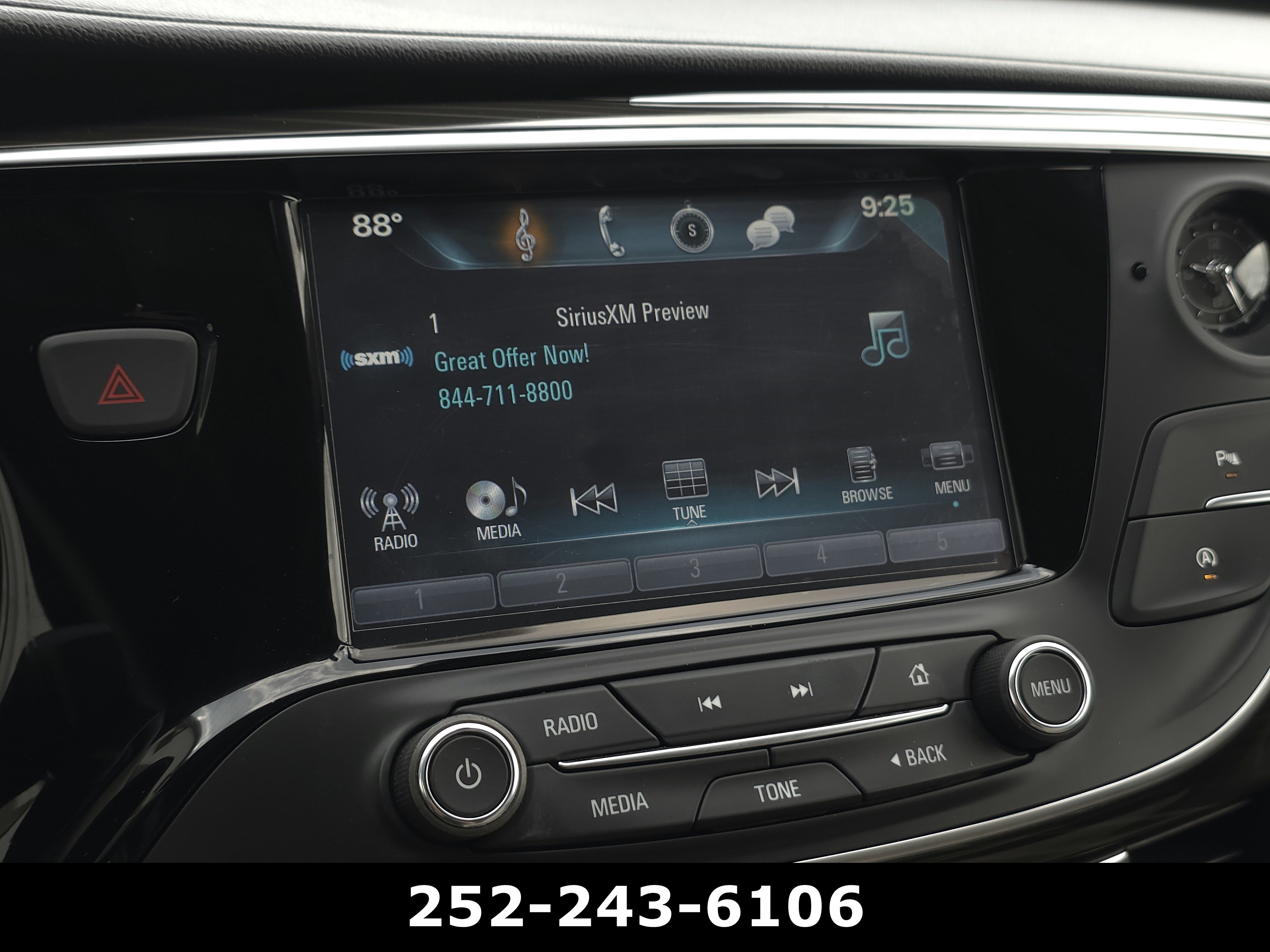 Used 2020 Buick Envision Essence FWD image 19