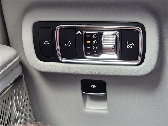 New 2026 Lincoln Nautilus Reserve image 21