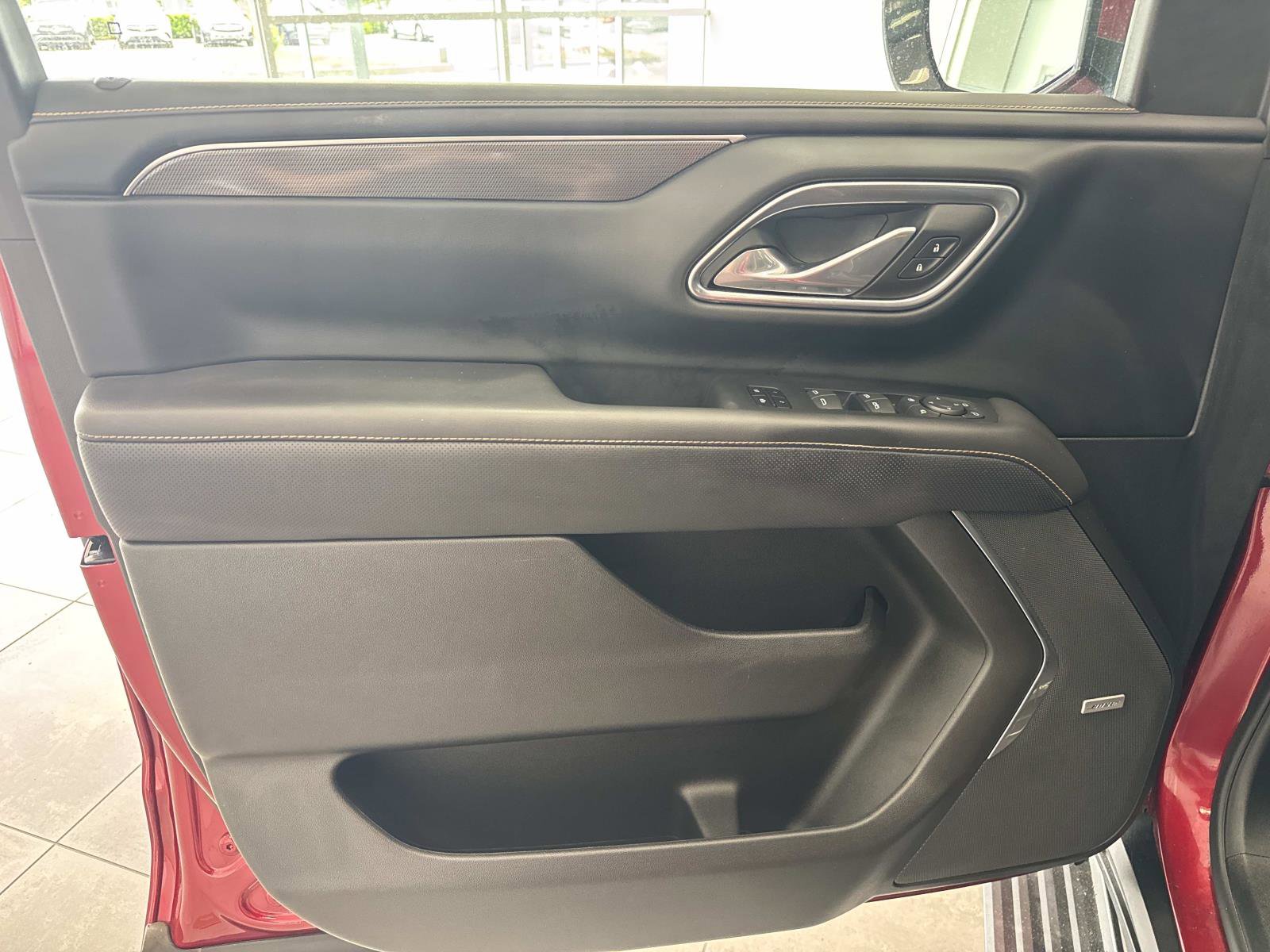 Used 2023 GMC Yukon XL AT4 w/ AT4 Premium Package AWD/4WD image 19